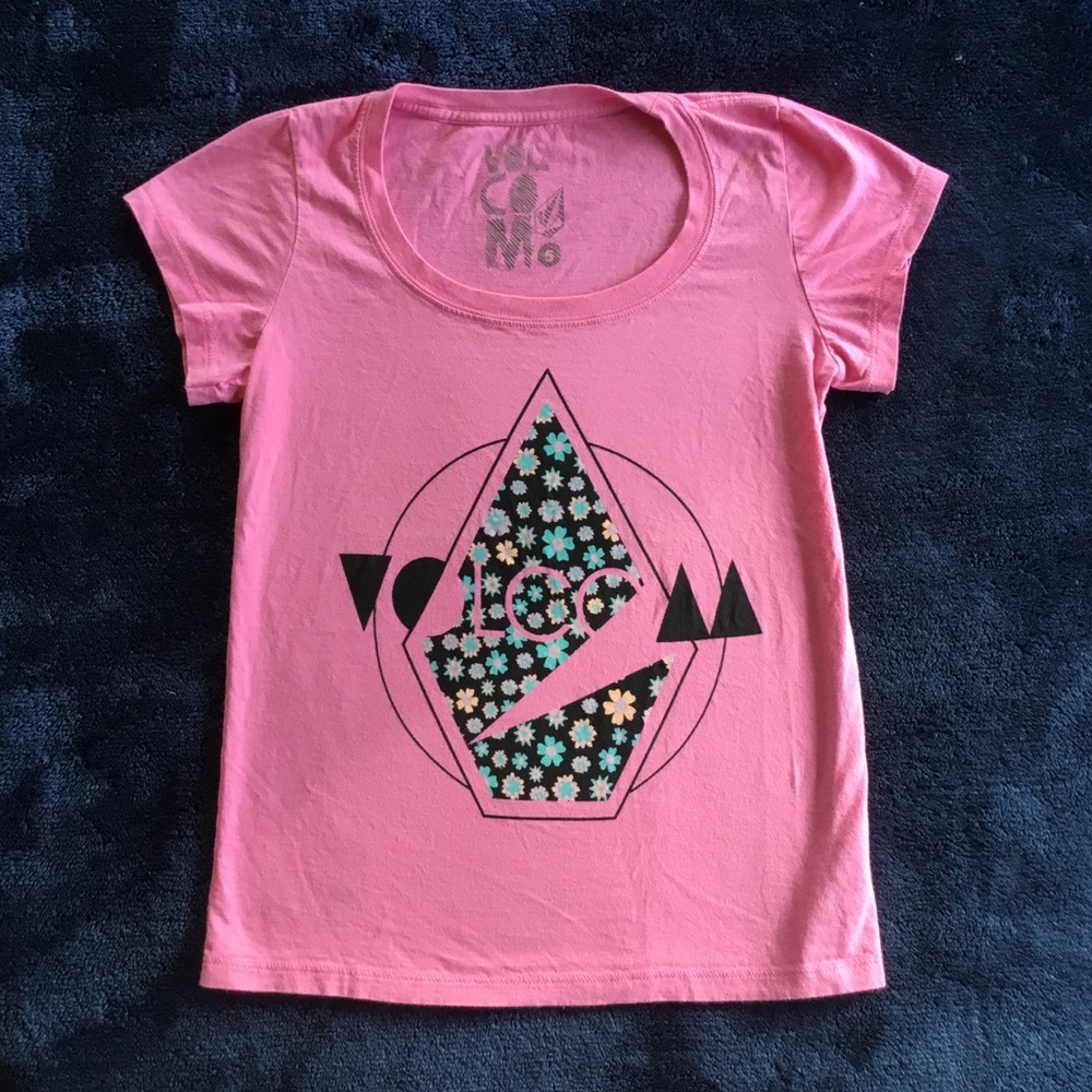 Bubblegum pink Volcom graphic t-shirt